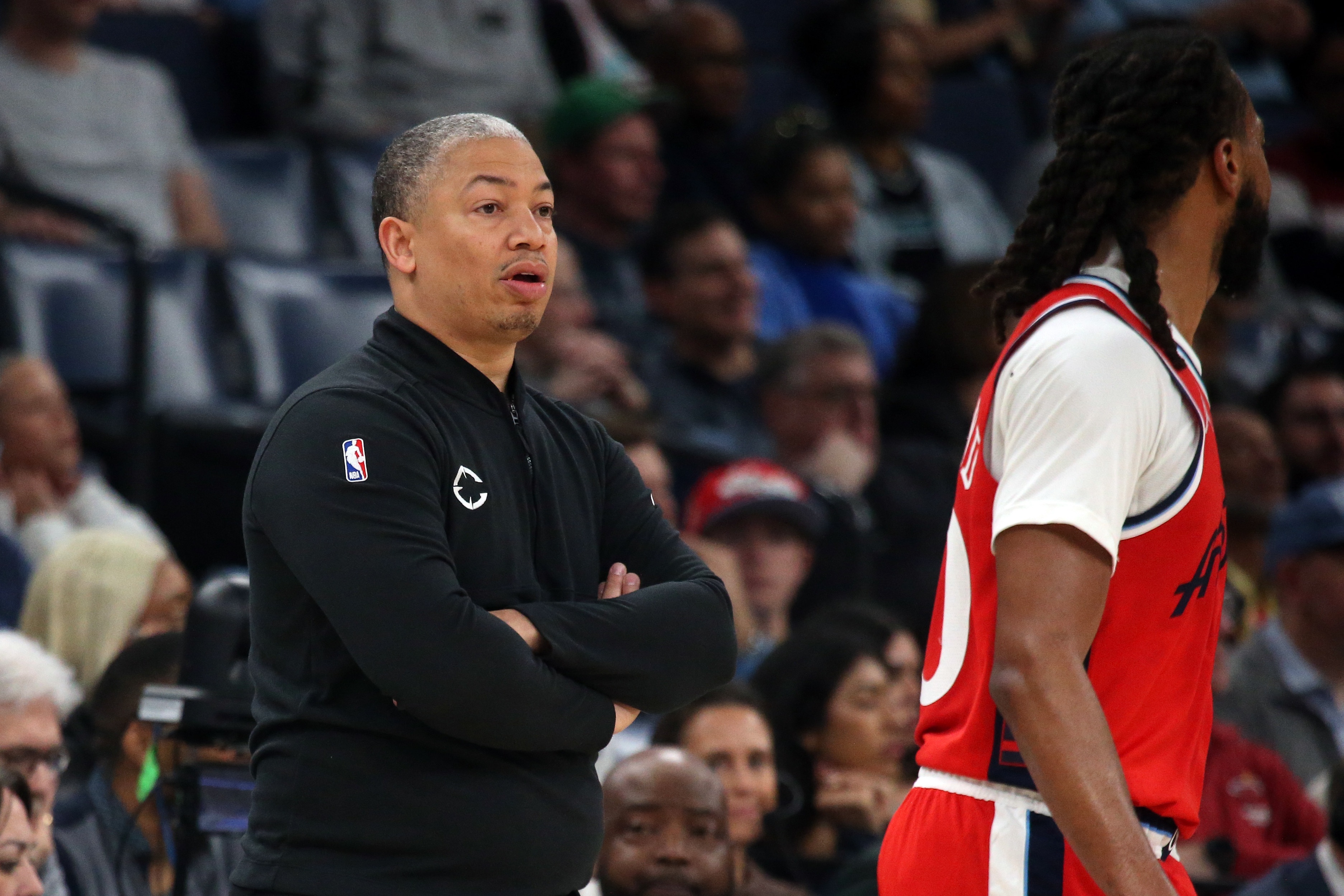 yl23455 永利-上不去下不来！快船正式无缘前六 携手开拓者、勇士锁定附加赛